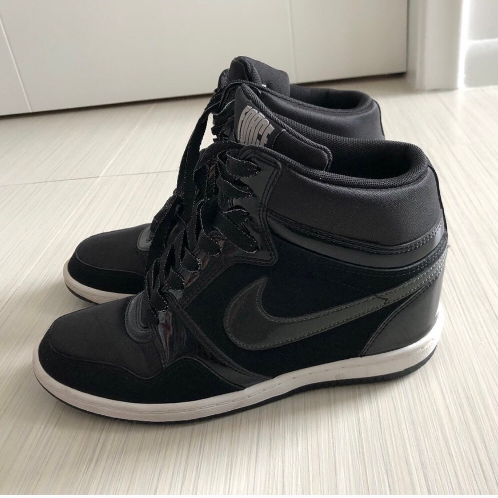 Nike force 3 high top wedge sneaker 9.5